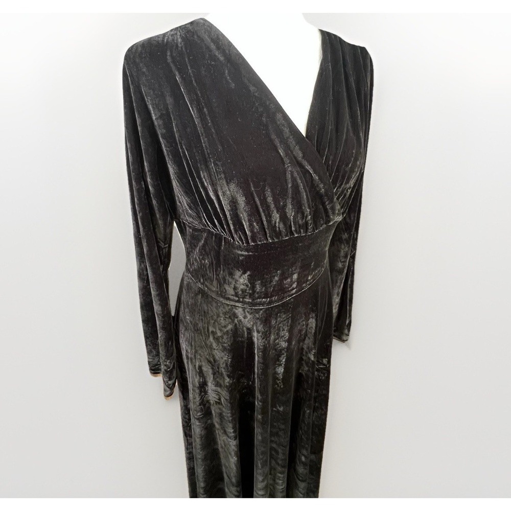 Urban Coco Witchy Velvet Dress Womens M Black V-neck‎ Whimsigoth Stretch